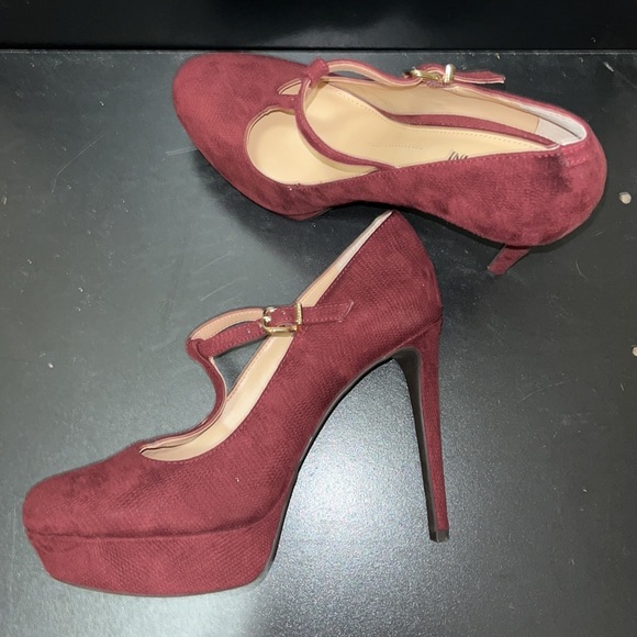 Stiletto Gianni Bini Maroon - Picture 6 of 9
